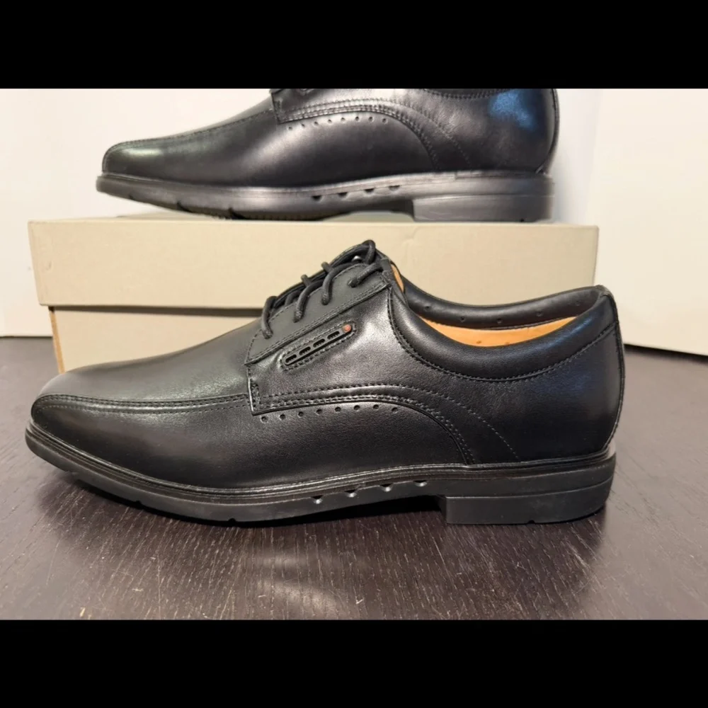 Clarks Un Kendric Way Leather Dress Shoes Black Mens 10.5W (Wide)